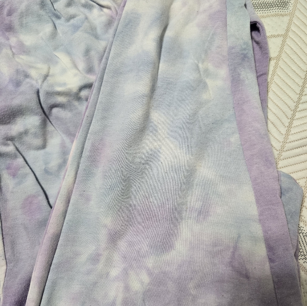 Pajama set - Picture 2 of 11
